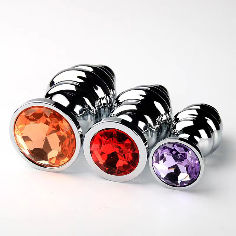 UM-PL009S Metal Plug in Silver